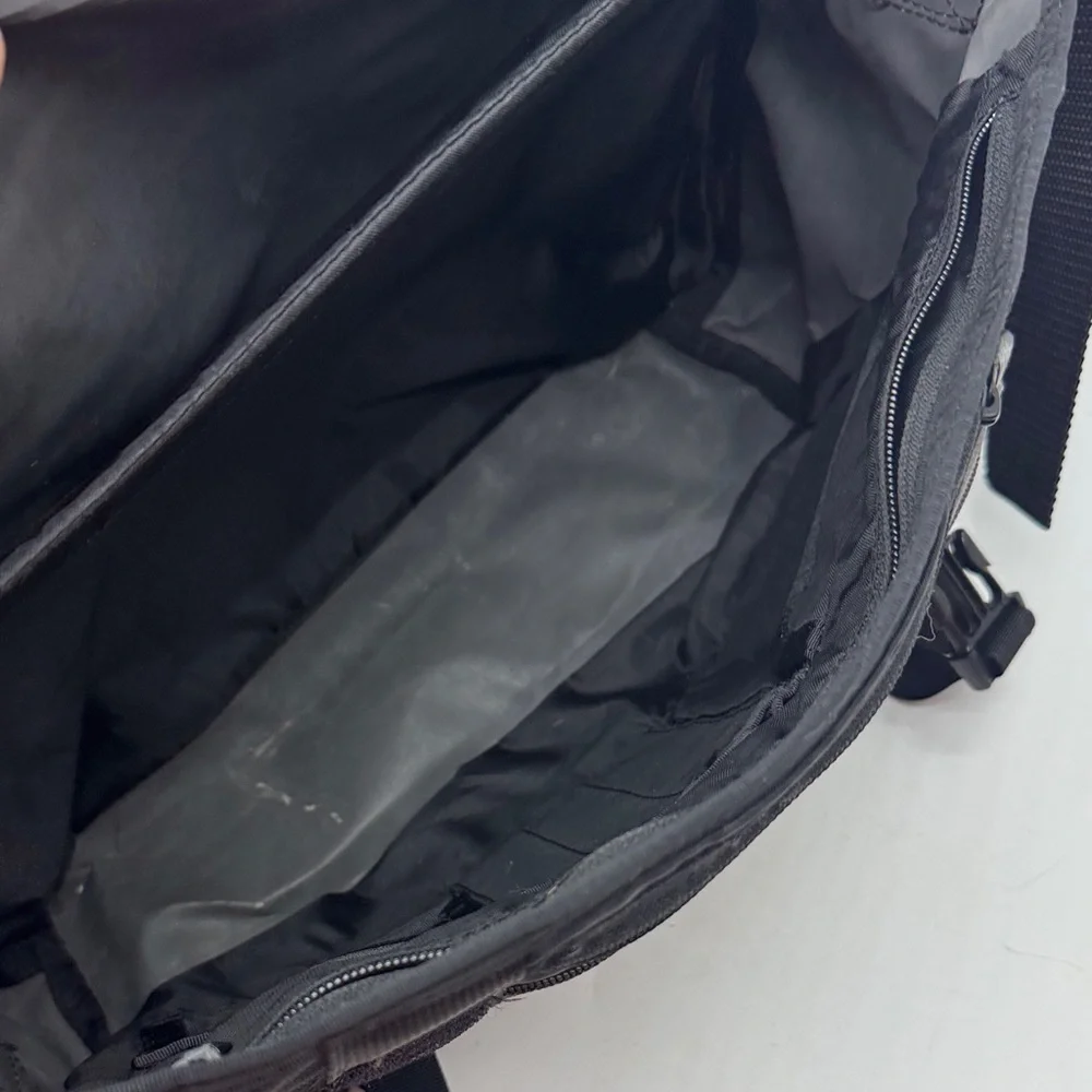 Timbuk2 Black and Neon Accents Messenger Bag TOT10043C